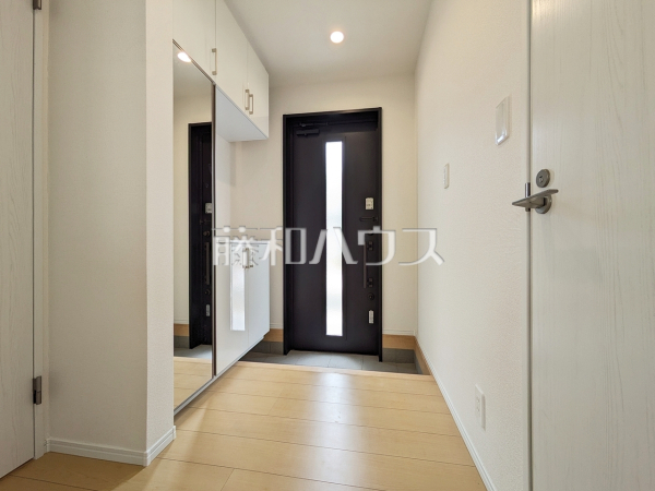 2-A号棟　玄関　【東久留米市南沢４丁目】