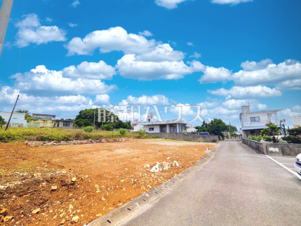 接道状況および現場風景　【八重瀬町字安里】