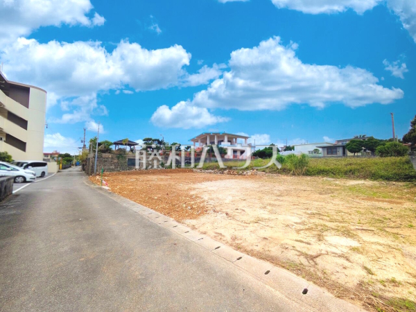 接道状況および現場風景　【八重瀬町字安里】