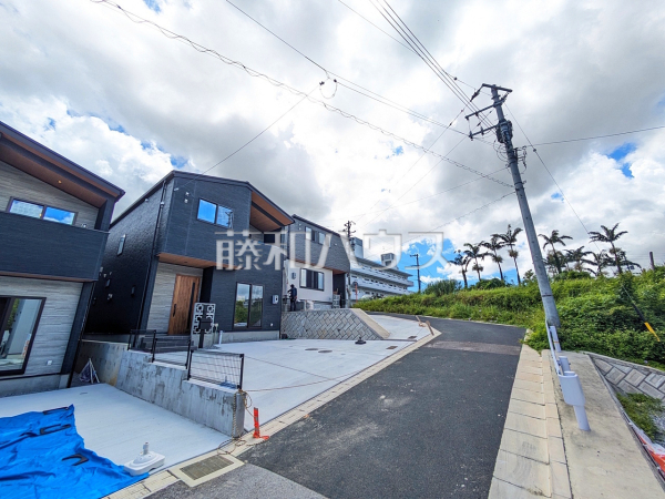接道状況および現場風景 【沖縄市字登川】 接道状況および現場風景 【沖縄市字登川】