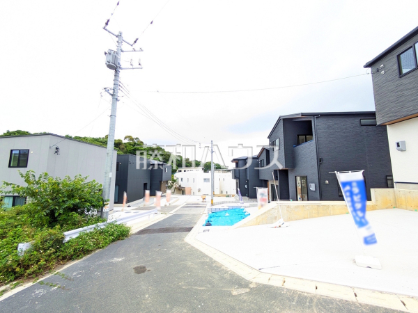 接道状況および現場風景　【沖縄市字登川】