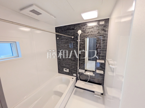 4号棟 浴室 【沖縄市字登川】 4号棟 浴室 【沖縄市字登川】