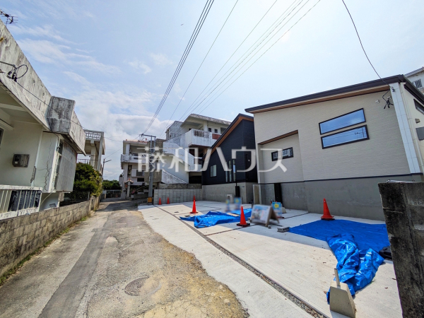 接道状況および現場風景　【宜野湾市大山４丁目】
