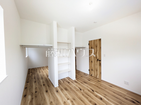 居室　【宜野湾市大山４丁目】