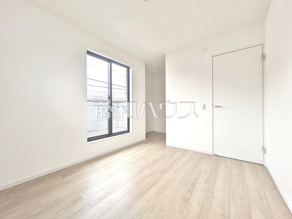 居室　【西東京市南町１丁目】