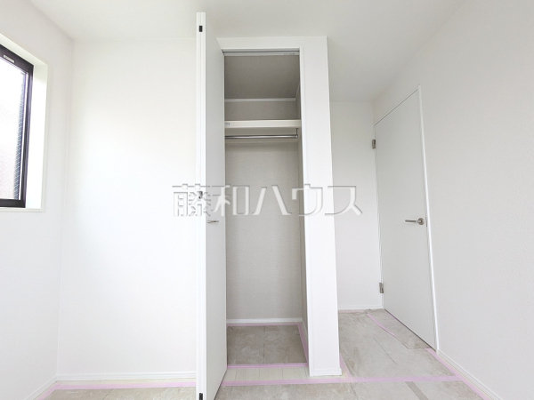 収納　【世田谷区上祖師谷６丁目】