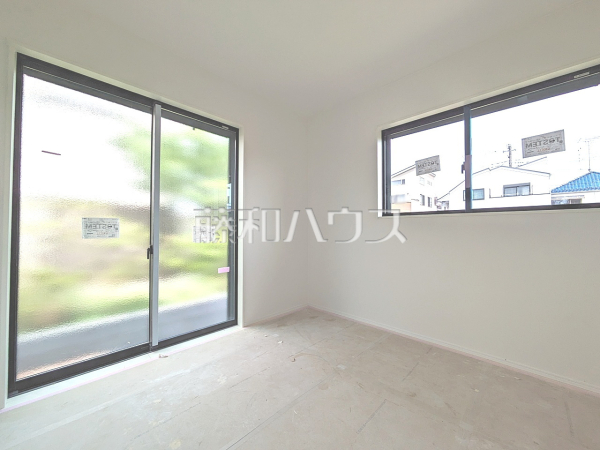 居室　【世田谷区上祖師谷６丁目】