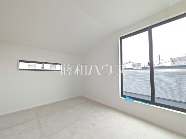 居室　【世田谷区上祖師谷６丁目】