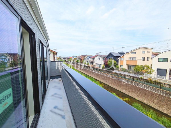 バルコニー　【世田谷区上祖師谷６丁目】