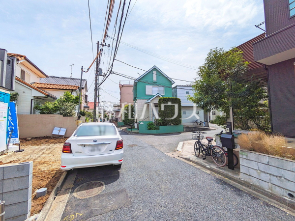 接道状況および現場風景　【世田谷区上祖師谷６丁目】