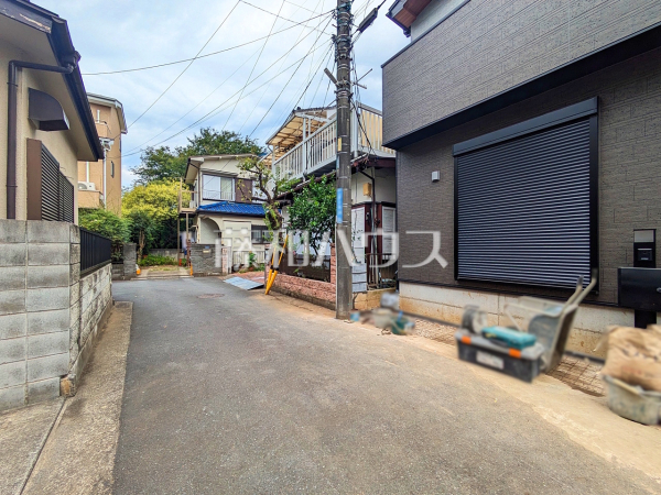 接道状況および現場風景　【朝霞市三原２丁目】