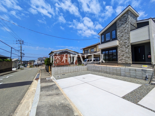 接道状況および現場風景　【福岡市東区美和台５丁目】
