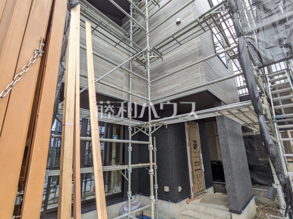外観　【西原町字小那覇】
