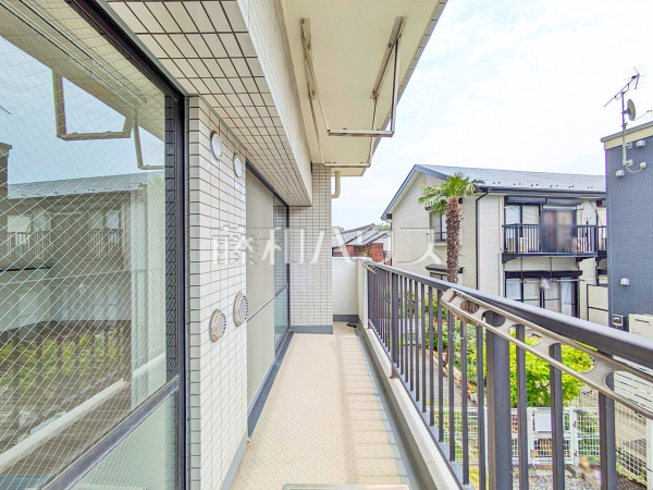 バルコニー　【クリオ西高島平壱番館】