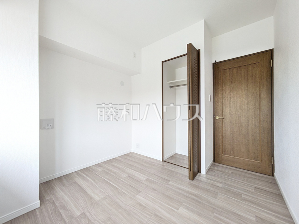 居室　【クリオ西高島平壱番館】