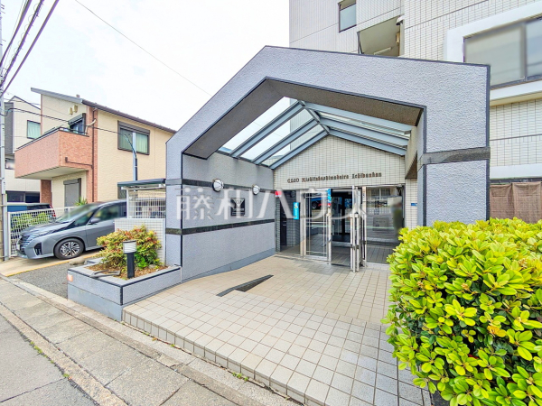 エントランス　【クリオ西高島平壱番館】
