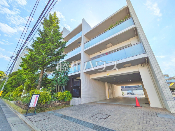 外観　【グランドメゾン千歳烏山】