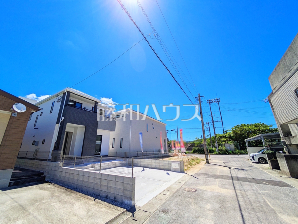 接道状況および現場風景　【南城市佐敷字新開】