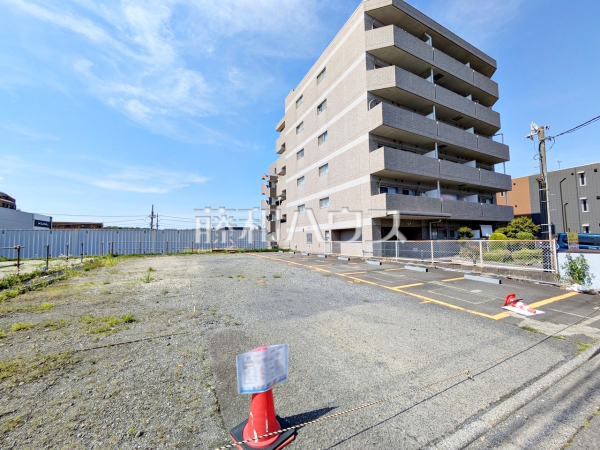 4号地付近　現地写真（現況：駐車場）　【八王子市松木】