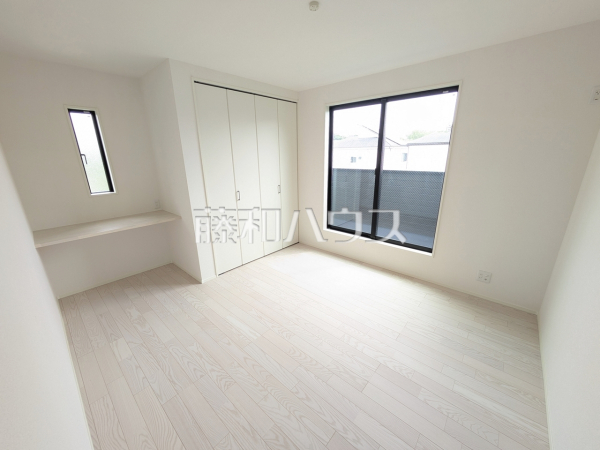 居室　【名古屋市守山区松坂町】