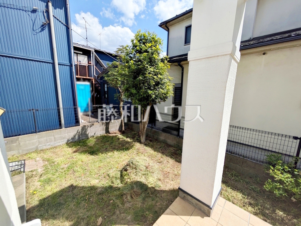 庭　【小平市小川西町５丁目】