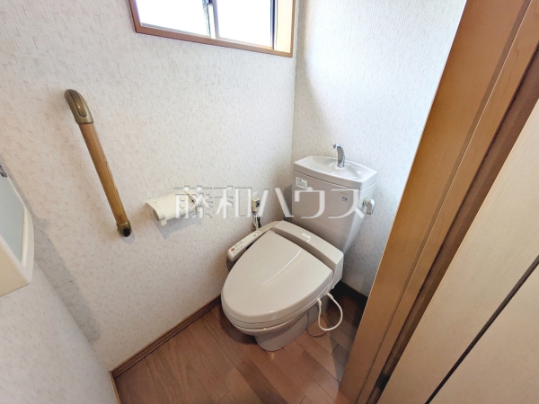 トイレ　【小平市小川西町５丁目】