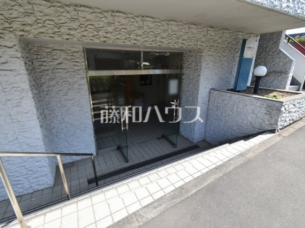 エントランス　【コーポ多摩センター】