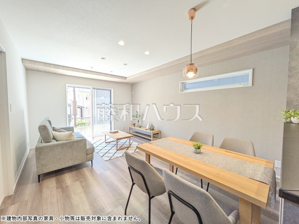 2号棟　リビング　【福岡市東区和白丘２丁目】