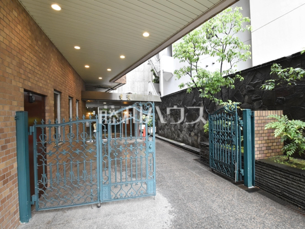 エントランス　【豊栄荻窪ステーションプラザ】