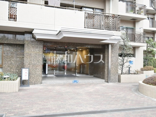 エントランス　【多摩南平パークスクエア】