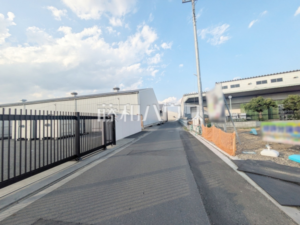 接道状況および現場風景　【新座市畑中１丁目】