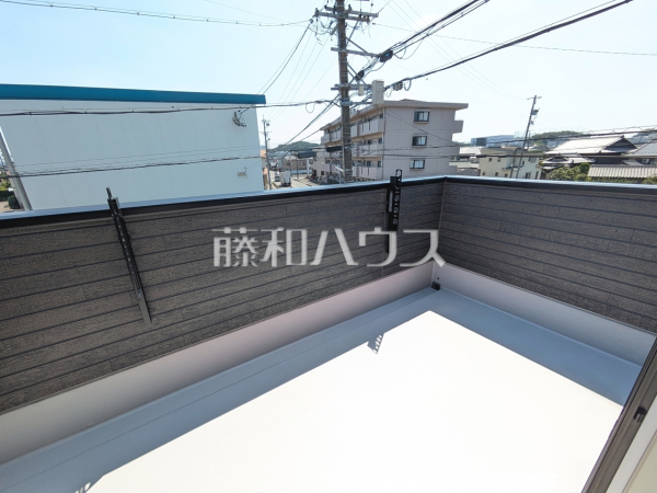 バルコニー　【春日井市坂下町３丁目】