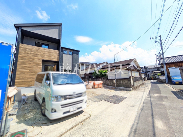 接道状況および現場風景　【福岡市南区野多目２丁目】
