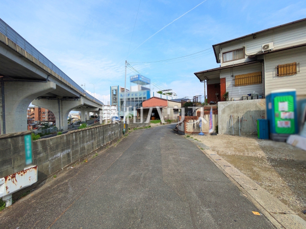 接道状況および現場風景　【福岡市西区拾六町４丁目】