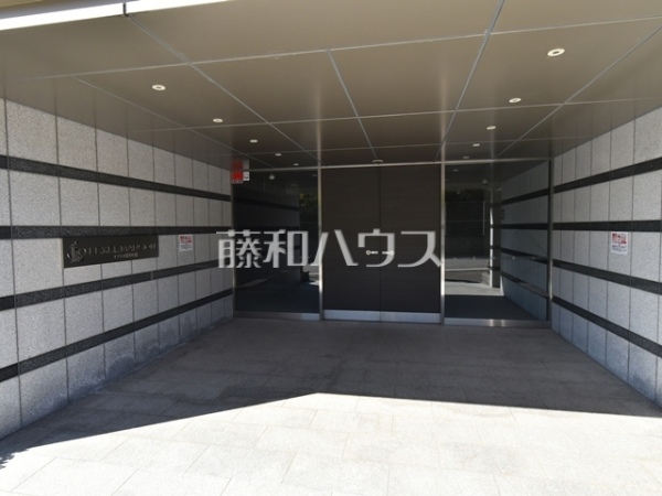 エントランス　【レクセル府中西府】