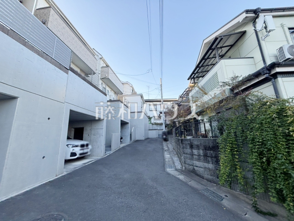 接道状況および現場風景　【和光市下新倉４丁目】