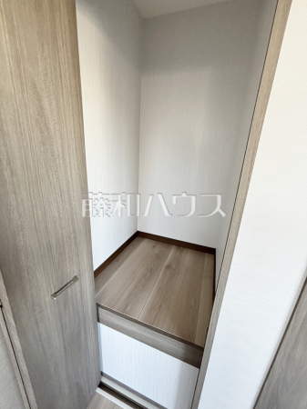収納　【和光市下新倉４丁目】