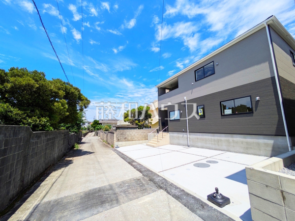 接道状況および現場風景　【糸満市字南波平】