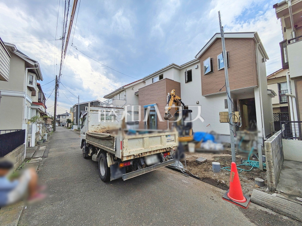 接道状況および現場風景　【日野市日野台２丁目】