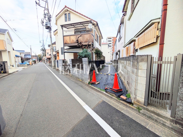 接道状況および現場風景　【小平市小川西町３丁目】