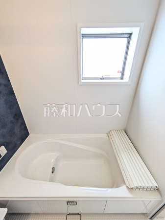 1号棟　浴槽　【沖縄市古謝津嘉山町】