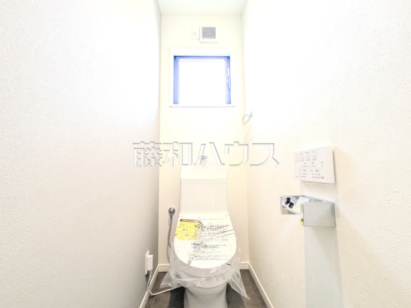 トイレ　【東村山市栄町１丁目】