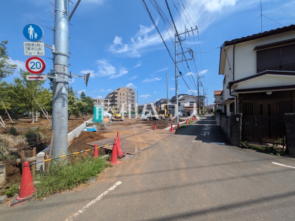 接道状況および現場風景 【東村山市美住町2丁目】 接道状況および現場風景 【東村山市美住町2丁目】