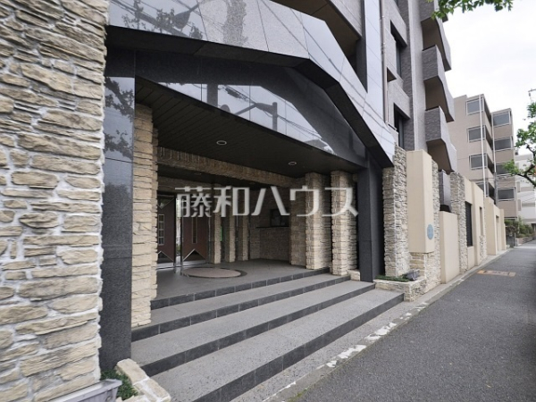 エントランス　【レーベンハイム東伏見弐番館】