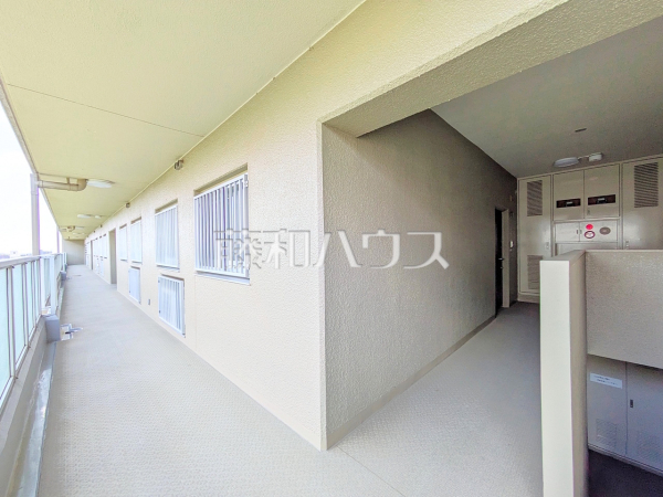 共用部廊下　【シーアイハイツ和光　B号棟】
