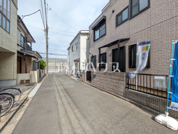 接道状況および現場風景　【志木市下宗岡２丁目】