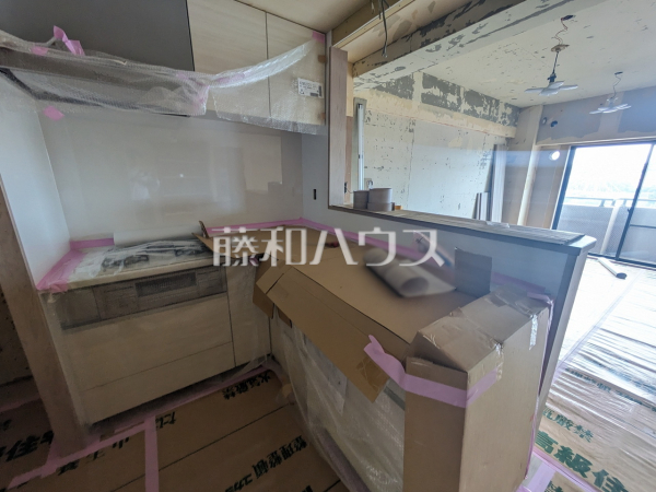 キッチン　【マージュ高幡不動】（リフォーム中）