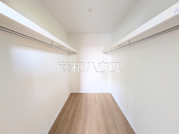 2号棟　ウォークインクローゼット　【福岡市東区美和台５丁目】