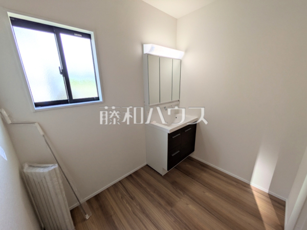 2号棟　洗面室　【福岡市東区美和台５丁目】