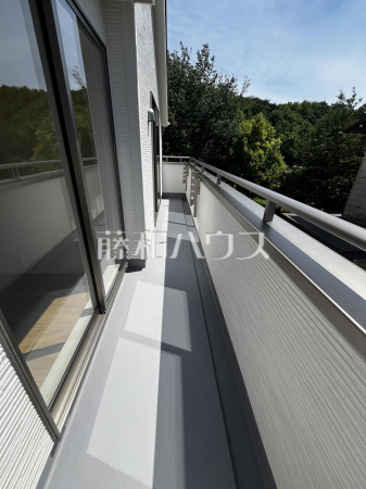 バルコニー　【調布市入間町２丁目】